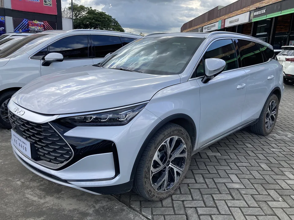 BYD Tang DM-i