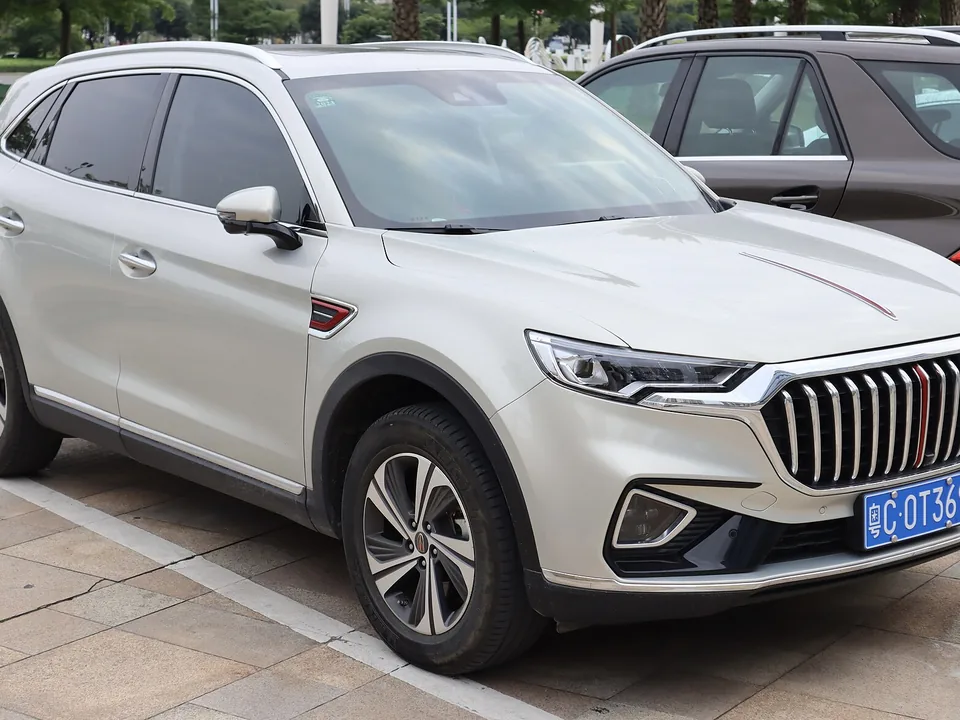 Hongqi HS5