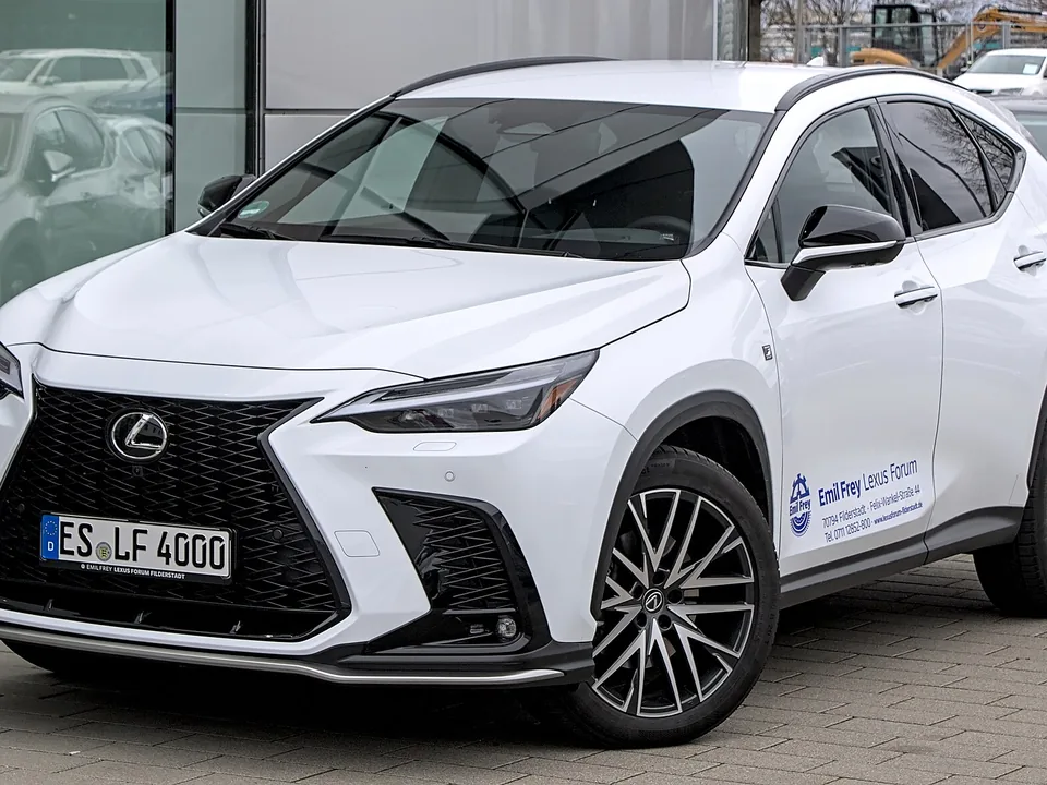 Lexus NX