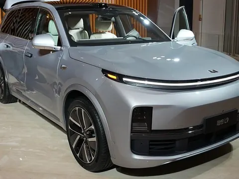 Li Auto L9