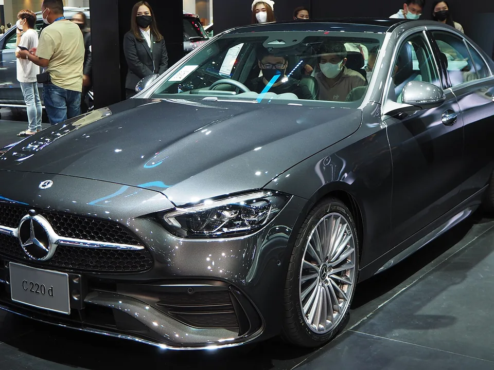 Mercedes-Benz C-Class L