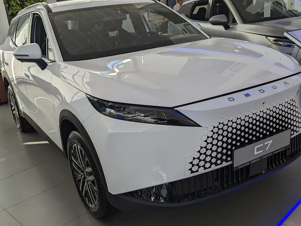 Omoda C7