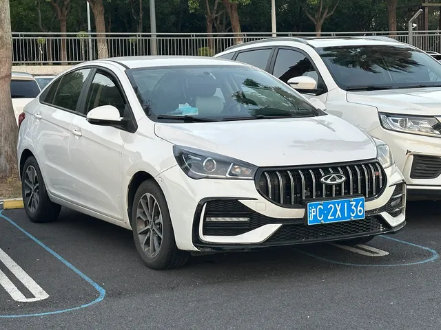 Chery Arrizo 5, снимок 3