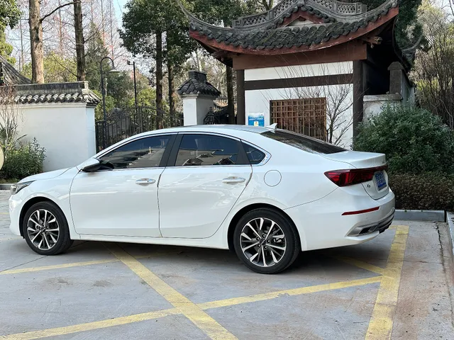 Kia K3, снимок 3