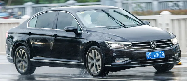 Volkswagen Magotan, снимок 8