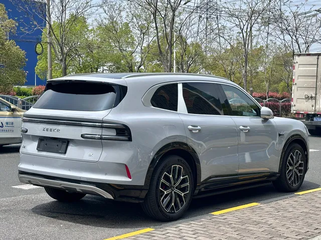 Zeekr 8X, снимок 7