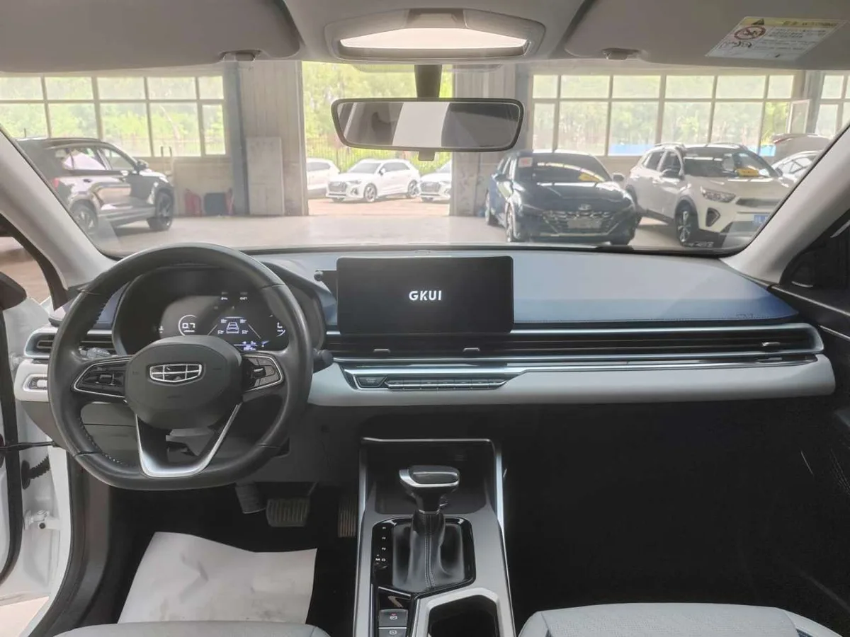 Geely Emgrand 2022 года, снимок 9