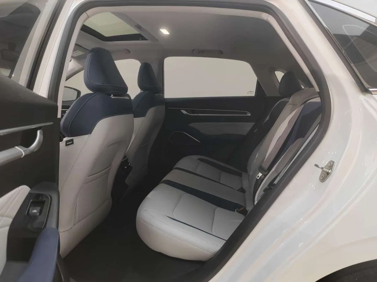 Geely Emgrand 2022 года, снимок 12