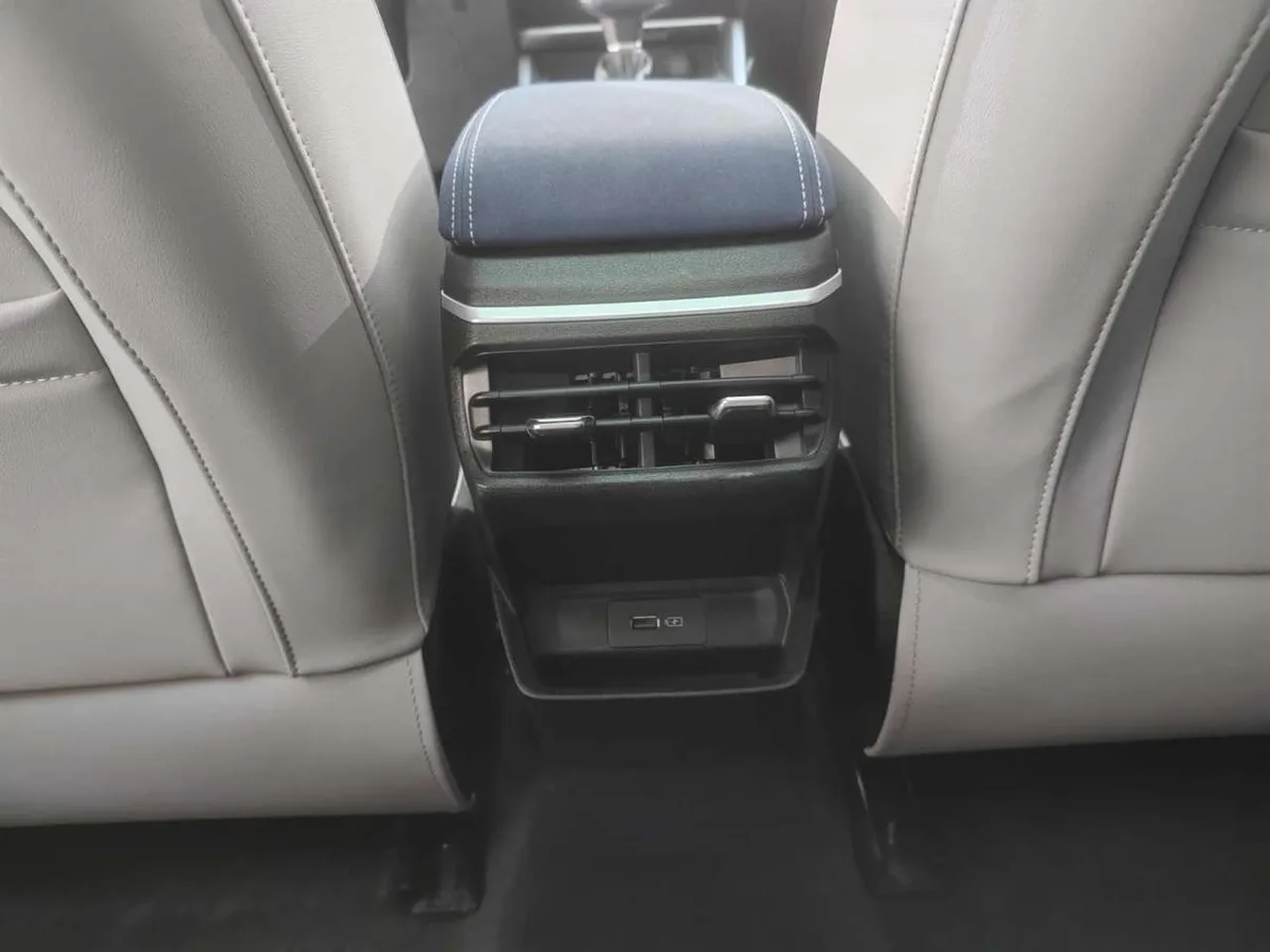 Geely Emgrand 2022 года, снимок 20