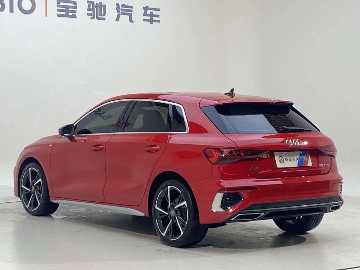 Audi A3 2022 года, снимок 7