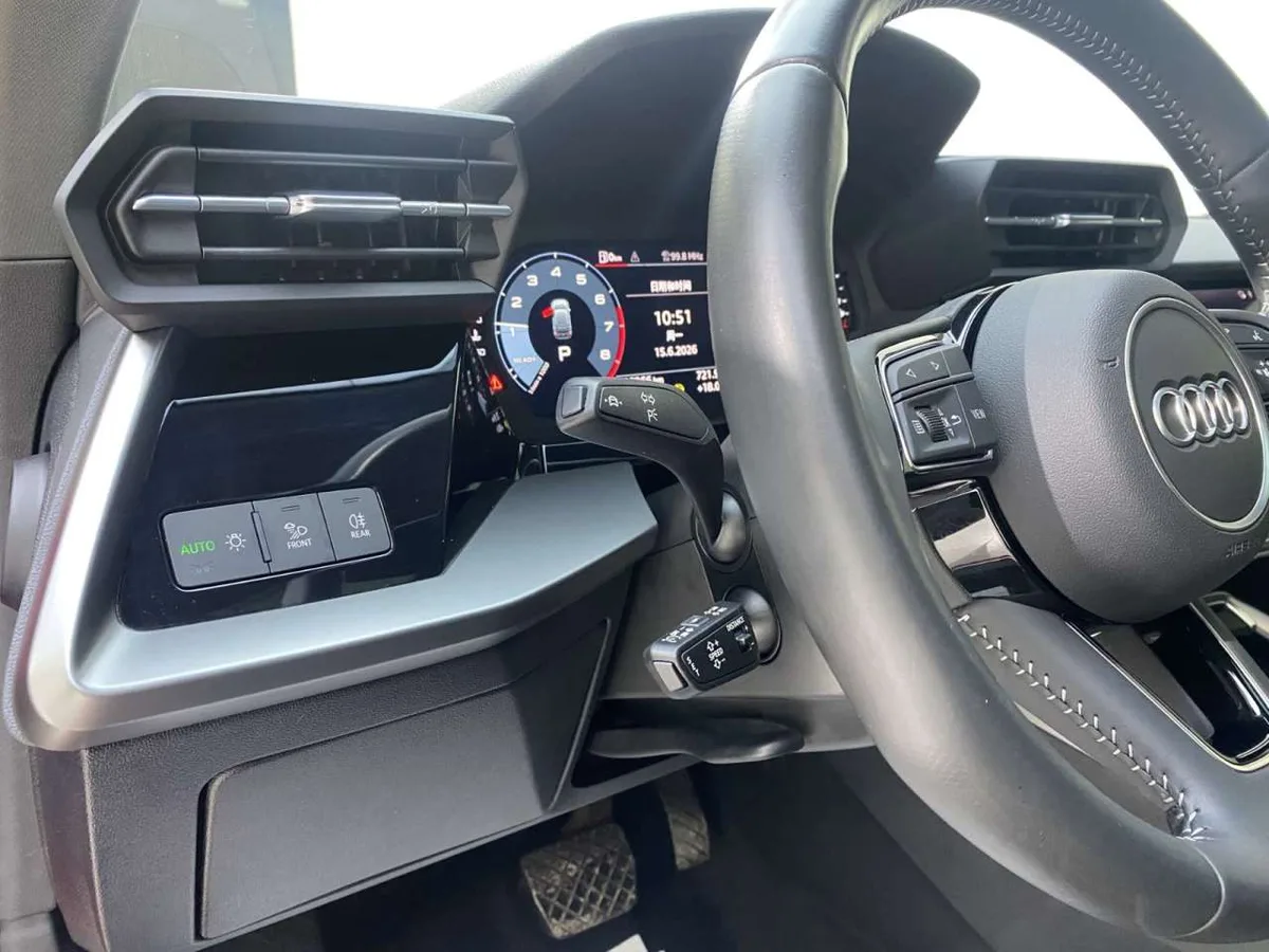 Audi A3 2022 года, снимок 16
