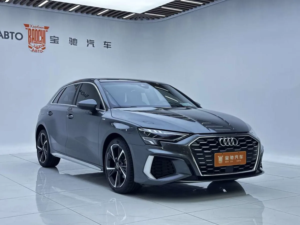 Audi A3 2022 года, снимок 3