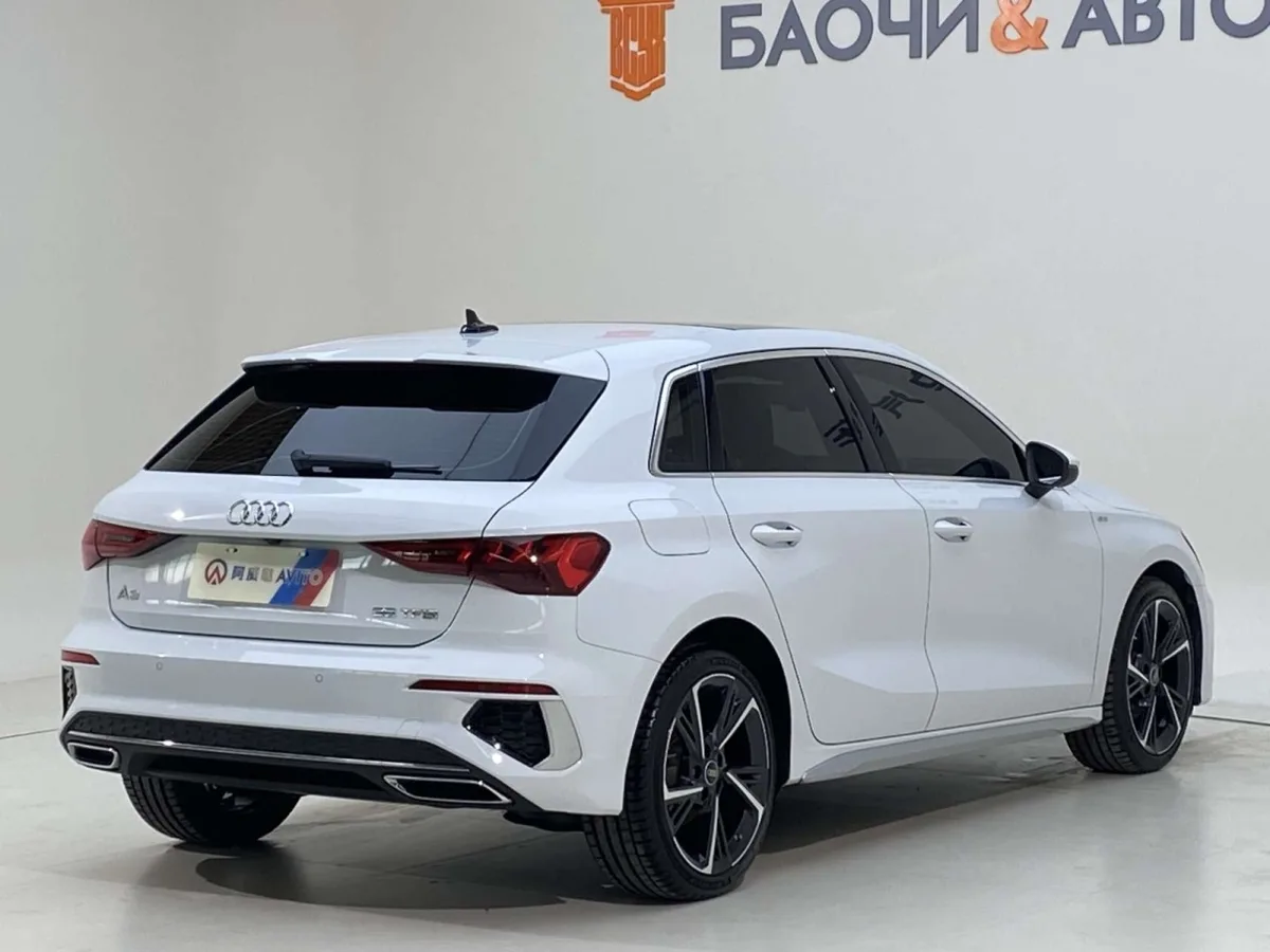 Audi A3 2022 года, снимок 5