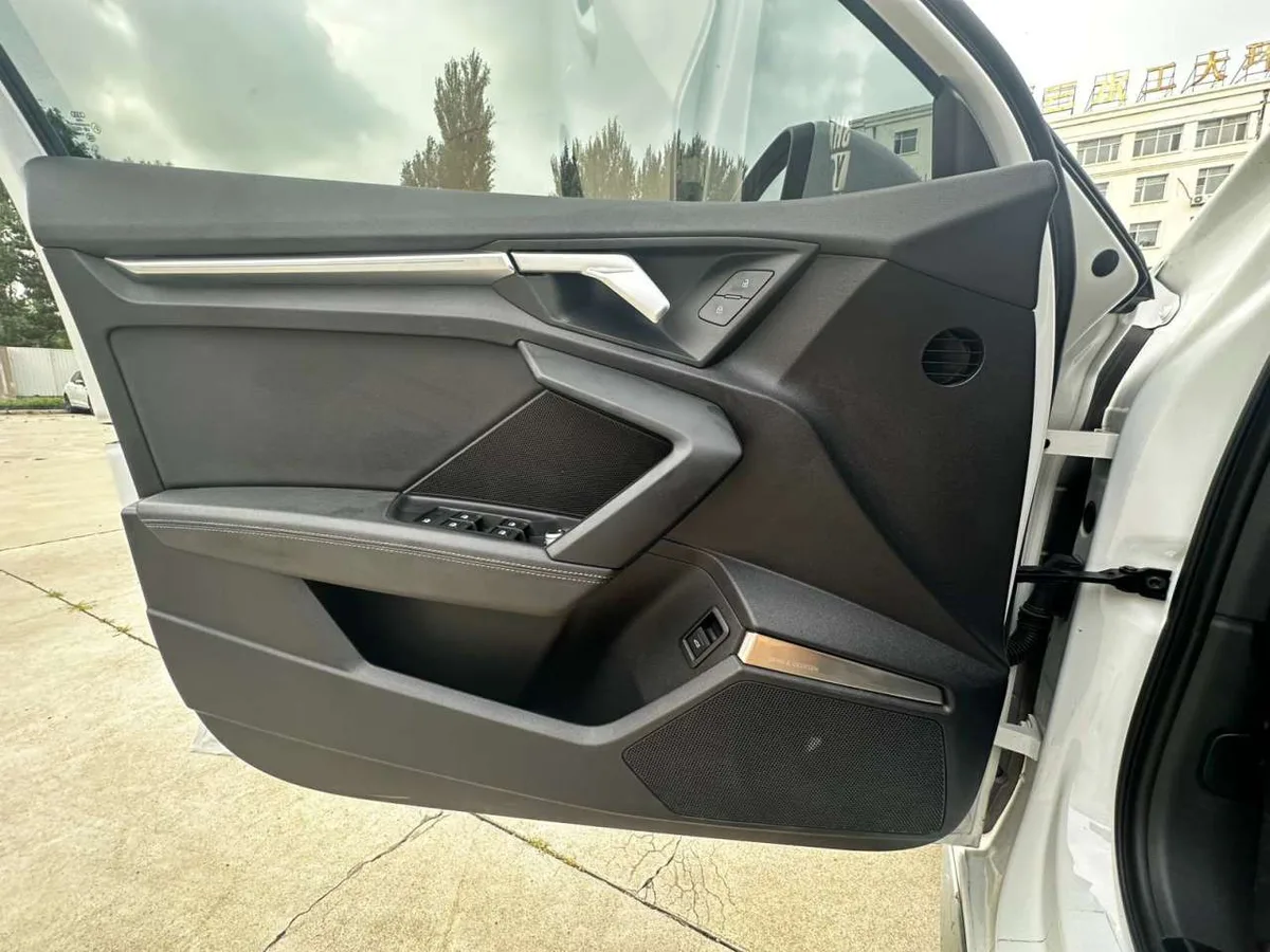 Audi A3 2022 года, снимок 8