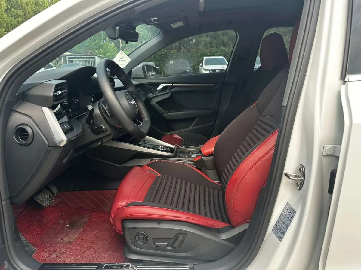Audi A3 2022 года, снимок 9