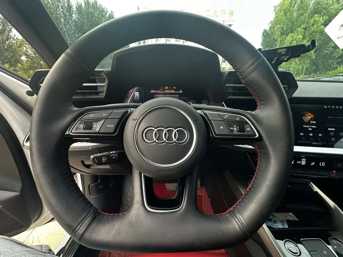 Audi A3 2022 года, снимок 14