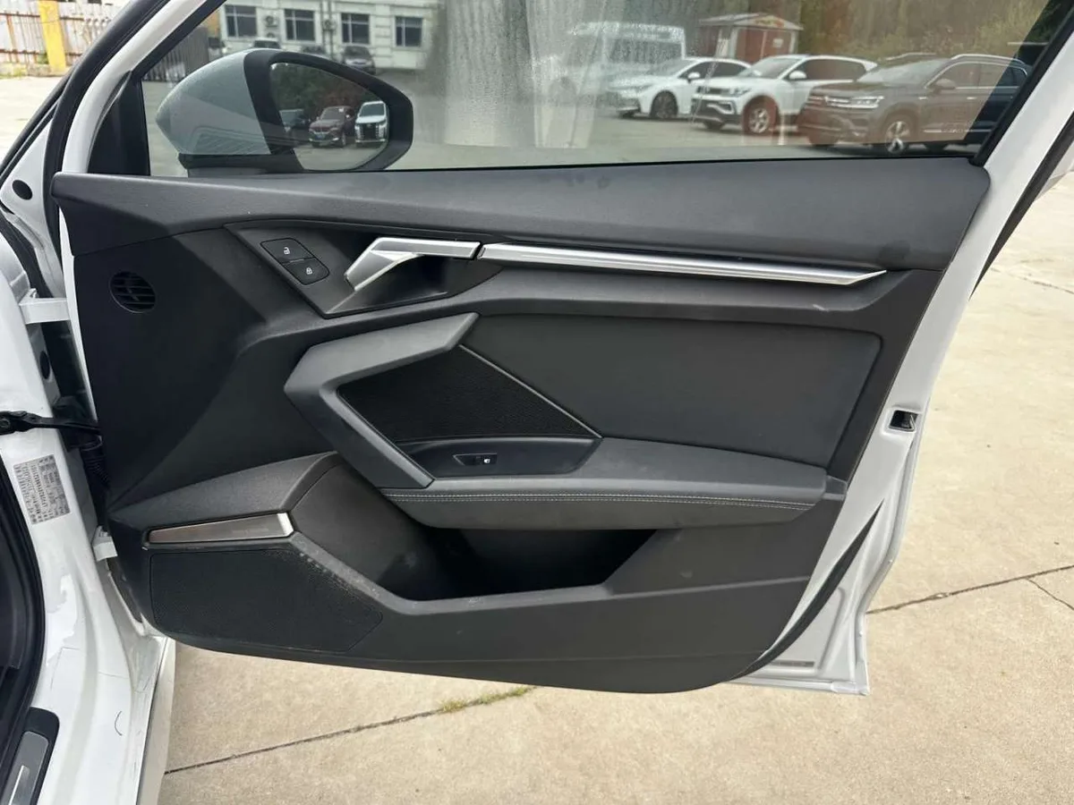 Audi A3 2022 года, снимок 25