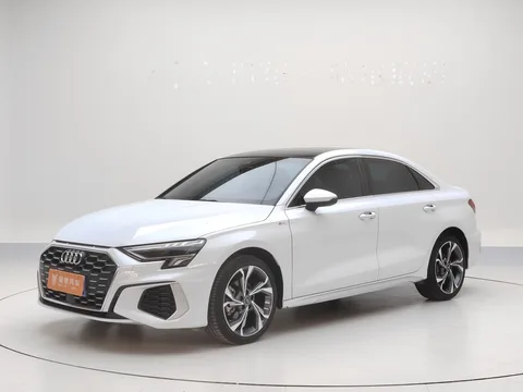 Audi A3 2023 года
