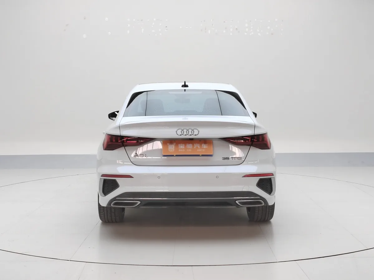 Audi A3 2023 года, снимок 6