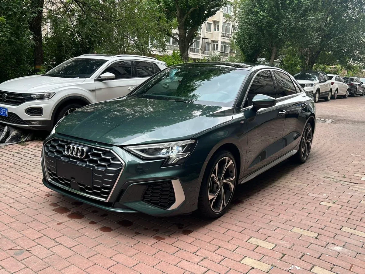 Audi A3 2023 года