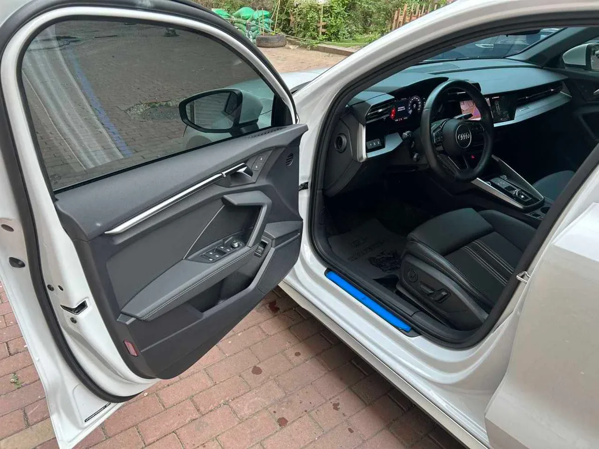 Audi A3 2023 года, снимок 10
