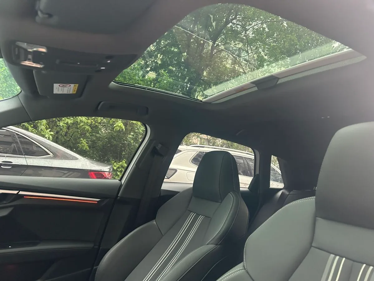 Audi A3 2023 года, снимок 13