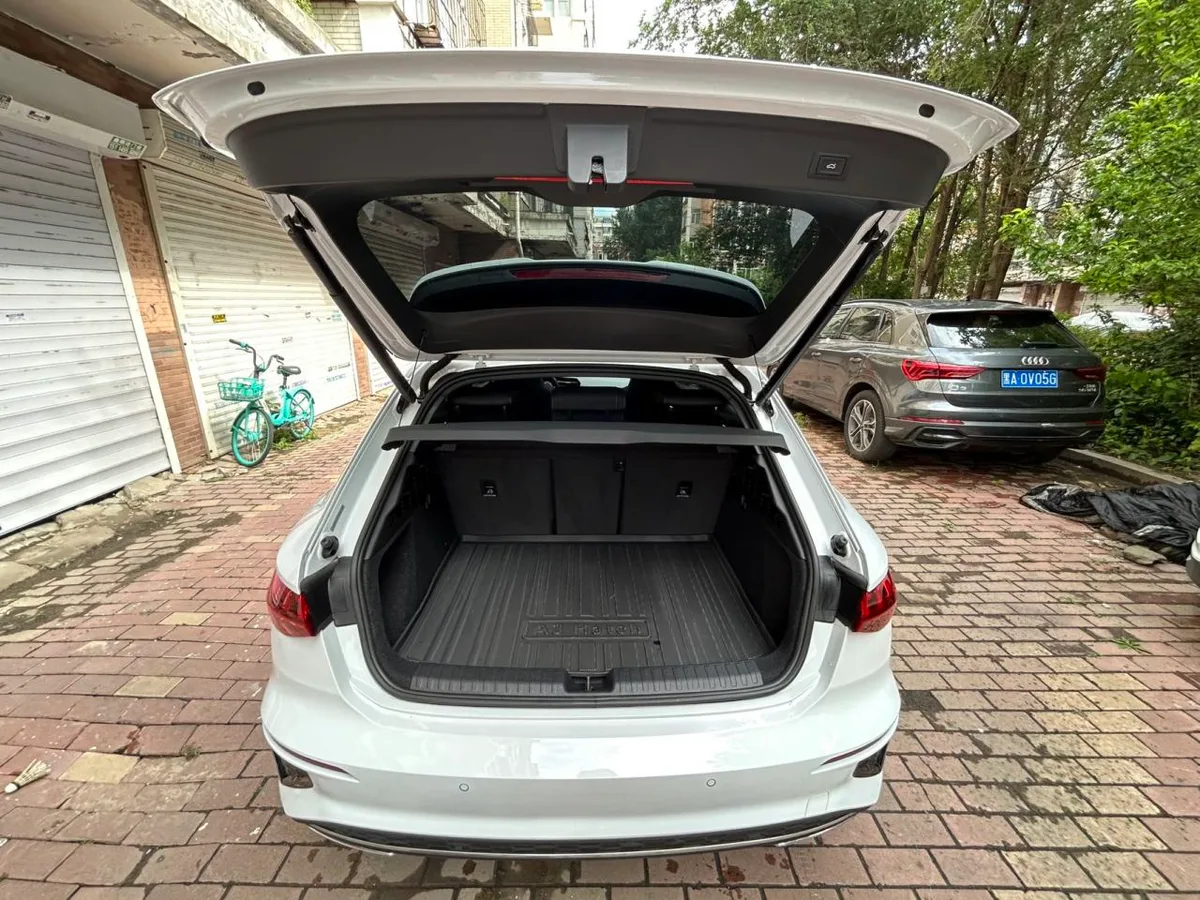 Audi A3 2023 года, снимок 7