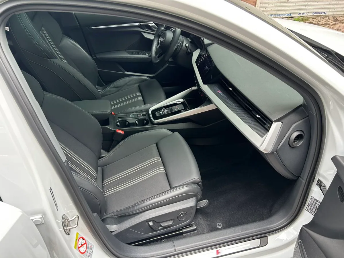 Audi A3 2023 года, снимок 13