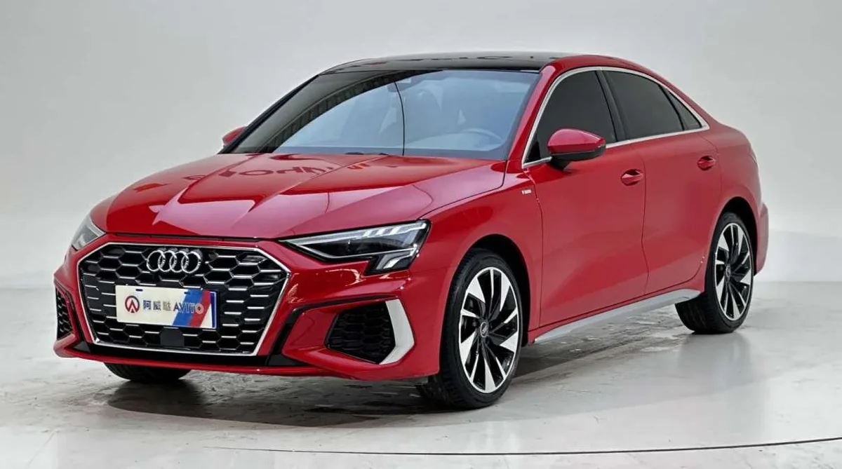 Audi A3 2023 года