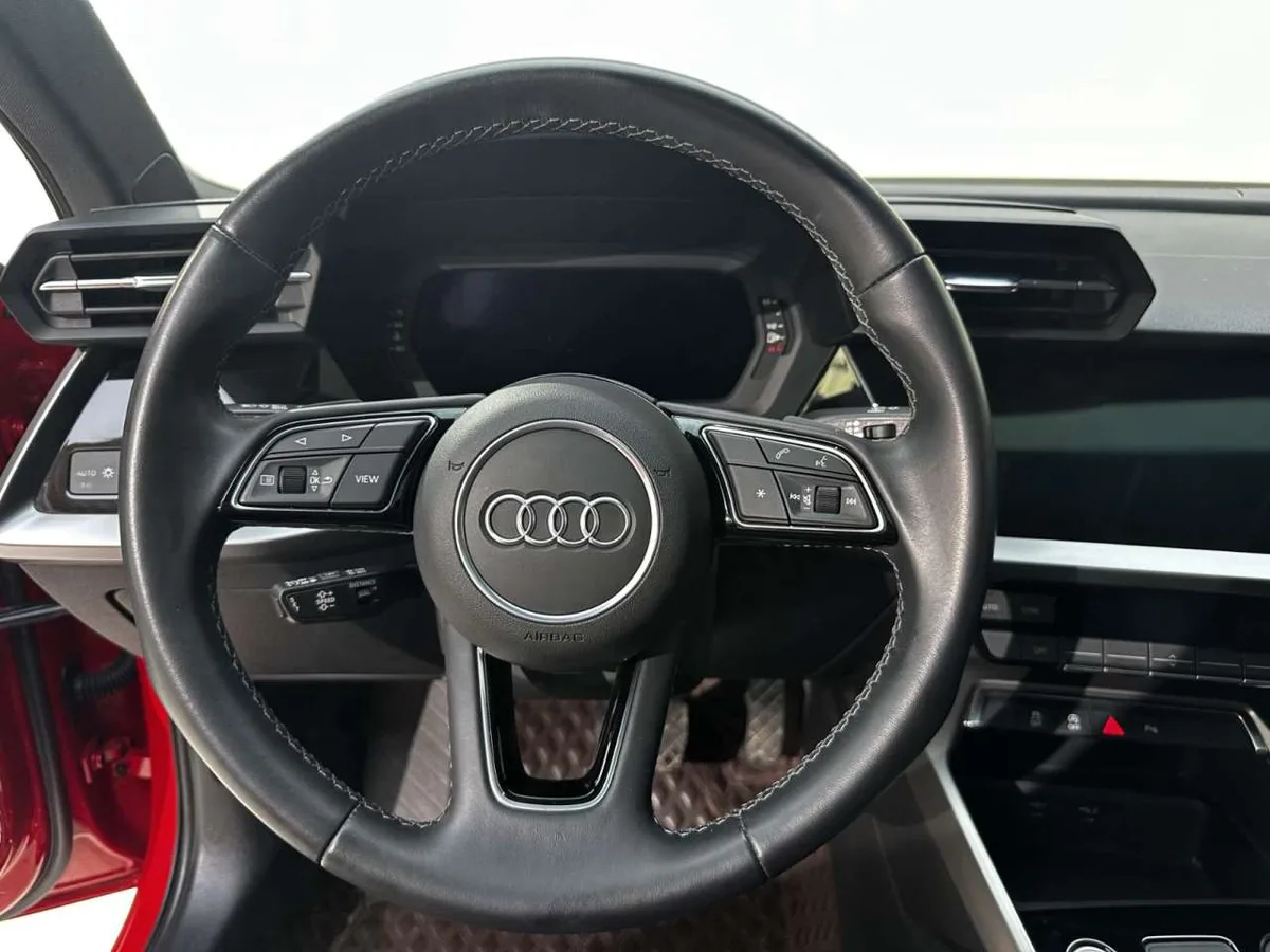Audi A3 2023 года, снимок 8