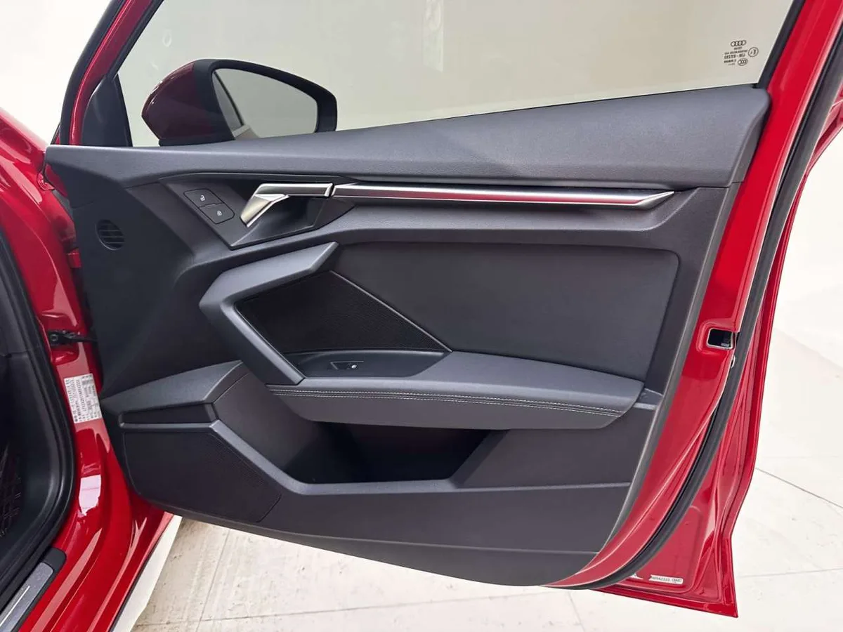 Audi A3 2023 года, снимок 19