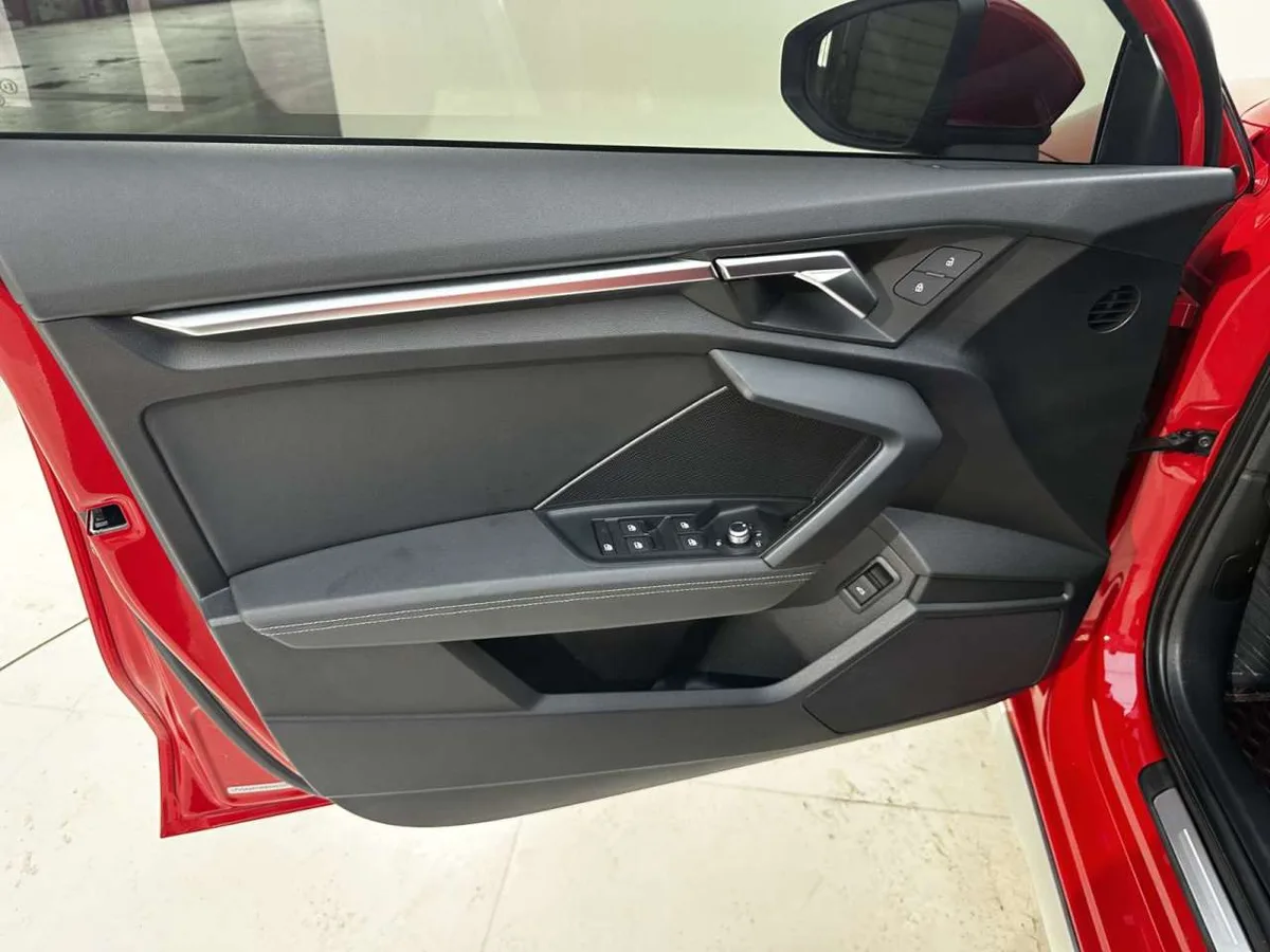 Audi A3 2023 года, снимок 23