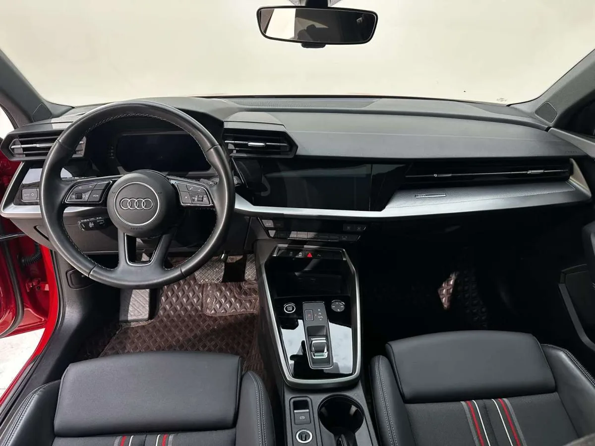 Audi A3 2023 года, снимок 32