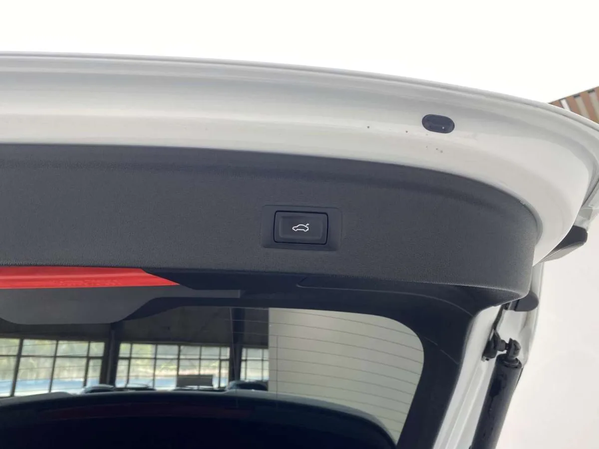 Audi A3 2023 года, снимок 12