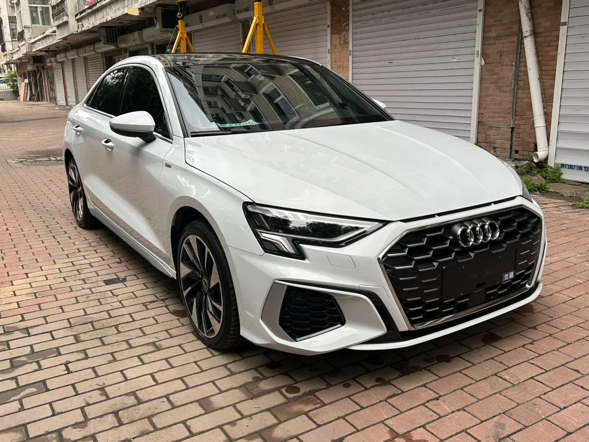 Audi A3 2024 года, снимок 3