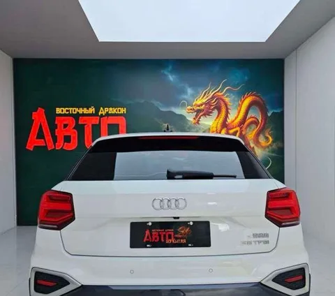 Audi Q2L 2021 года