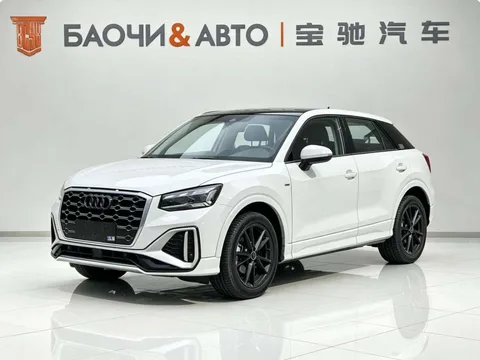 Audi Q2L 2022 года