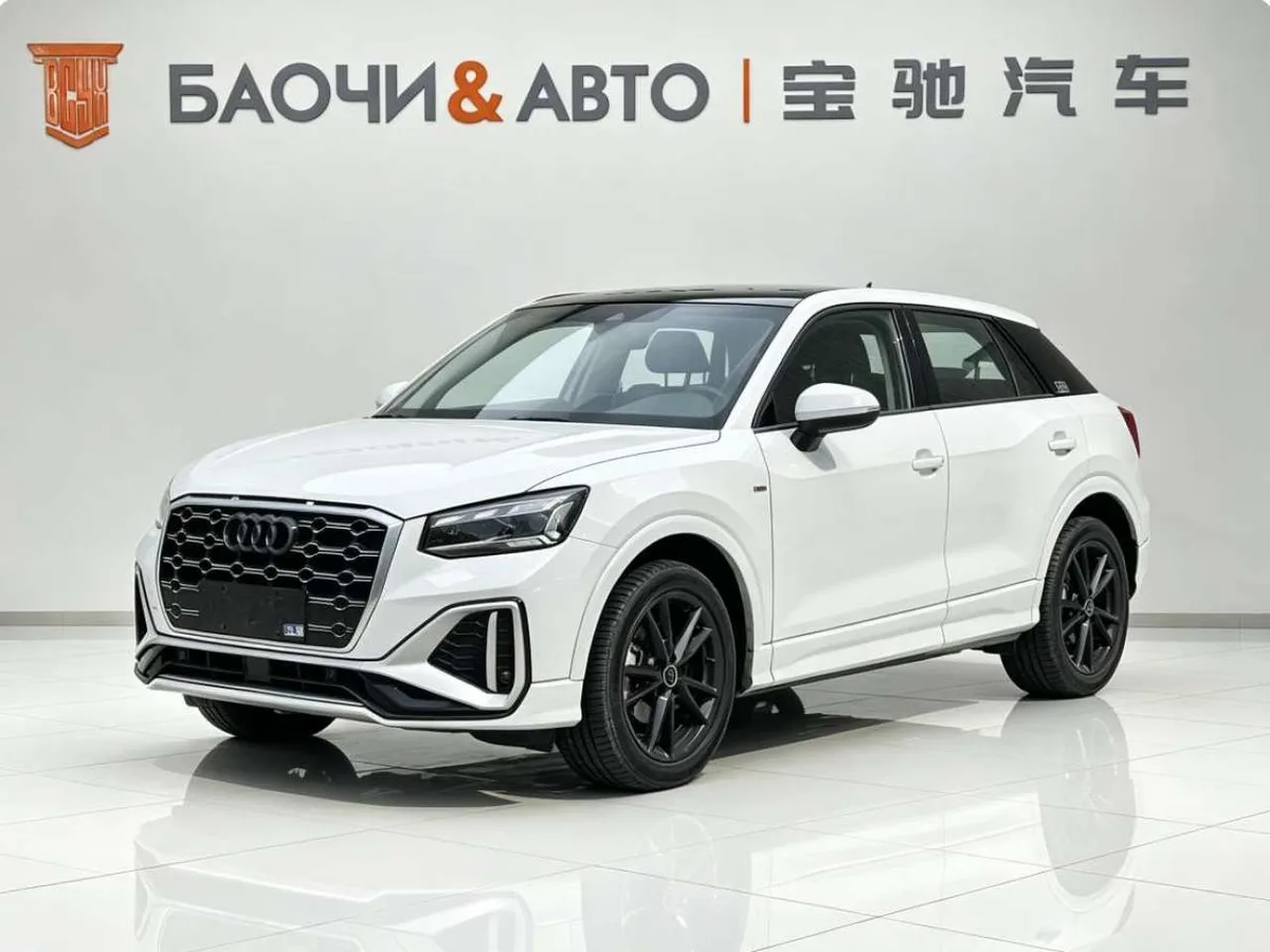 Audi Q2L 2022 года