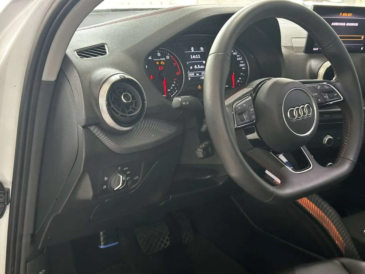 Audi Q2L 2022 года, снимок 10