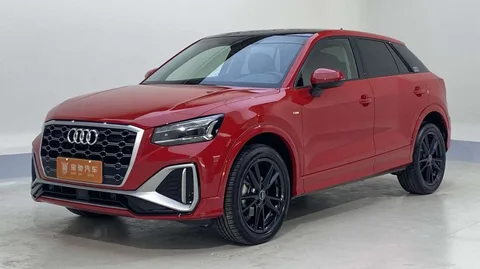 Audi Q2L 2023 года