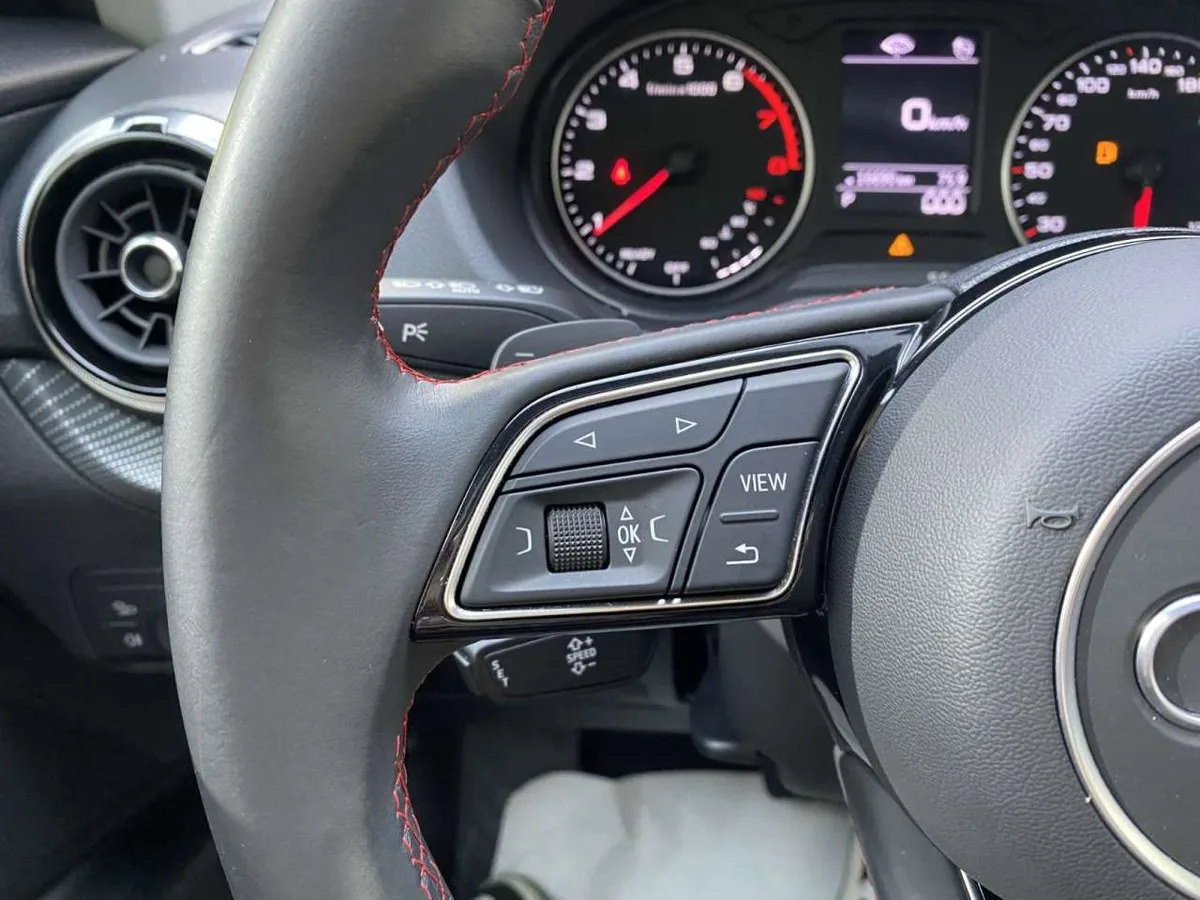 Audi Q2L 2023 года, снимок 12