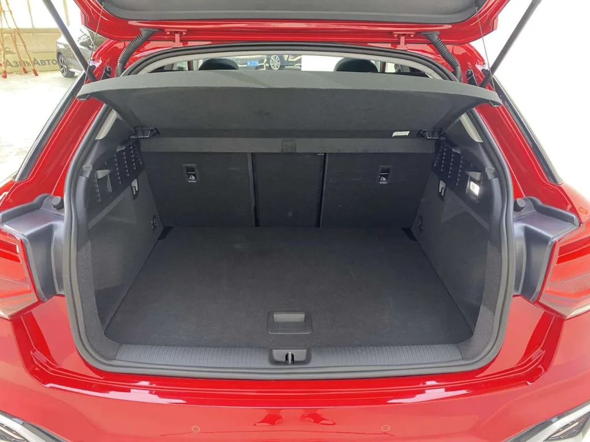 Audi Q2L 2023 года, снимок 20