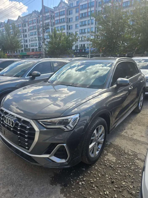 Audi Q3 2019 года