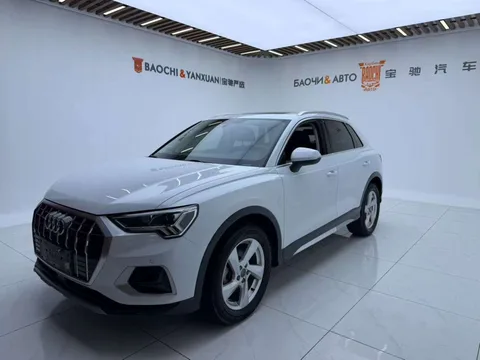 Audi Q3 2019 года