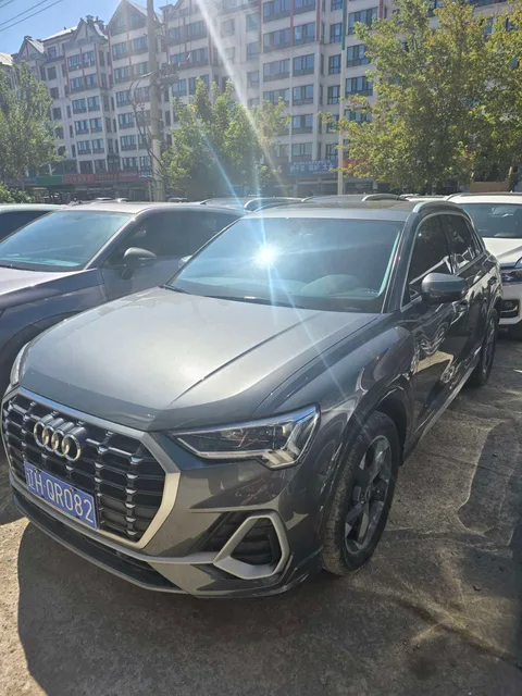 Audi Q3 2021 года