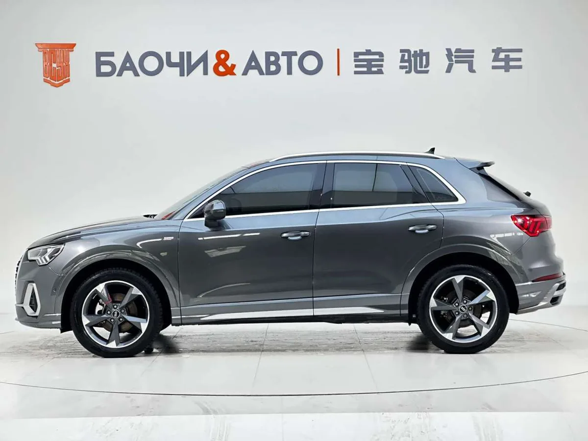 Audi Q3 2022 года, снимок 4