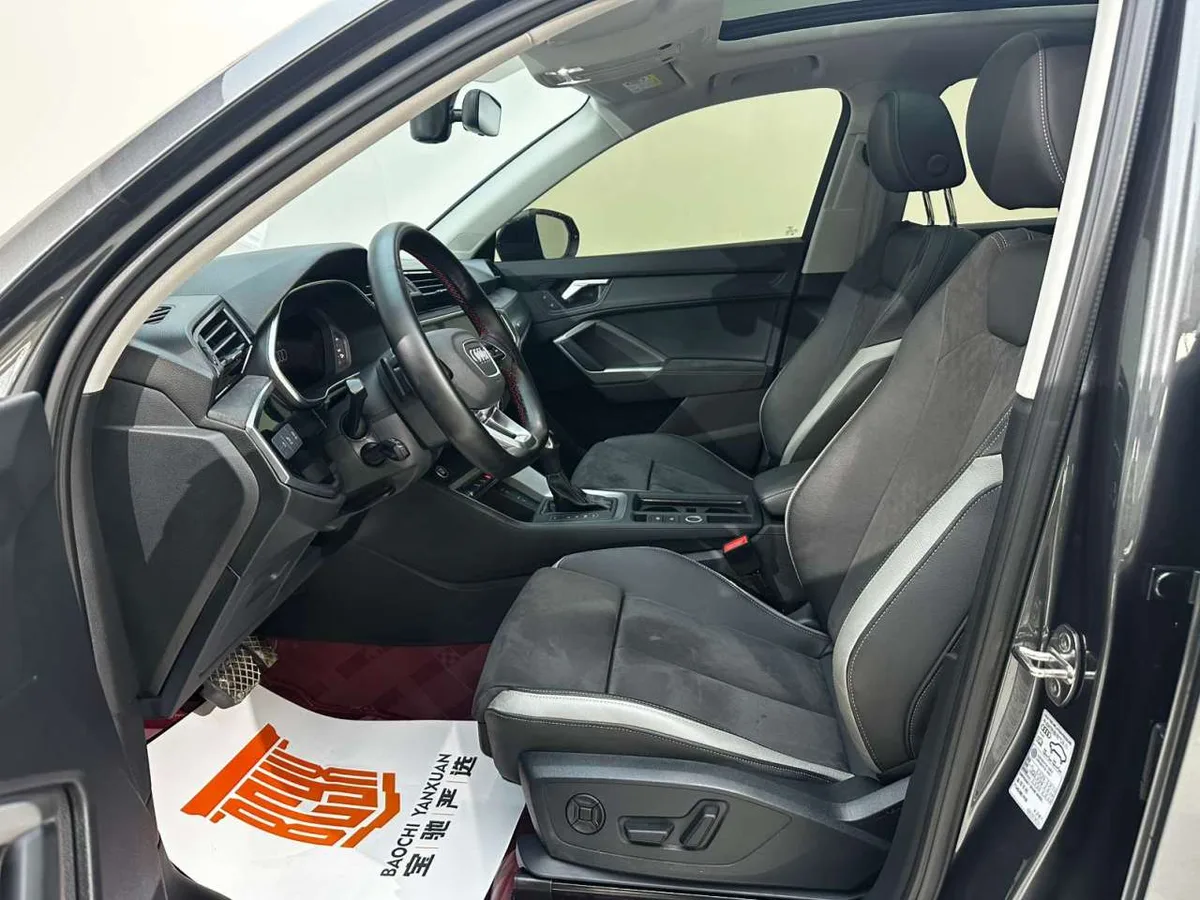 Audi Q3 2022 года, снимок 16