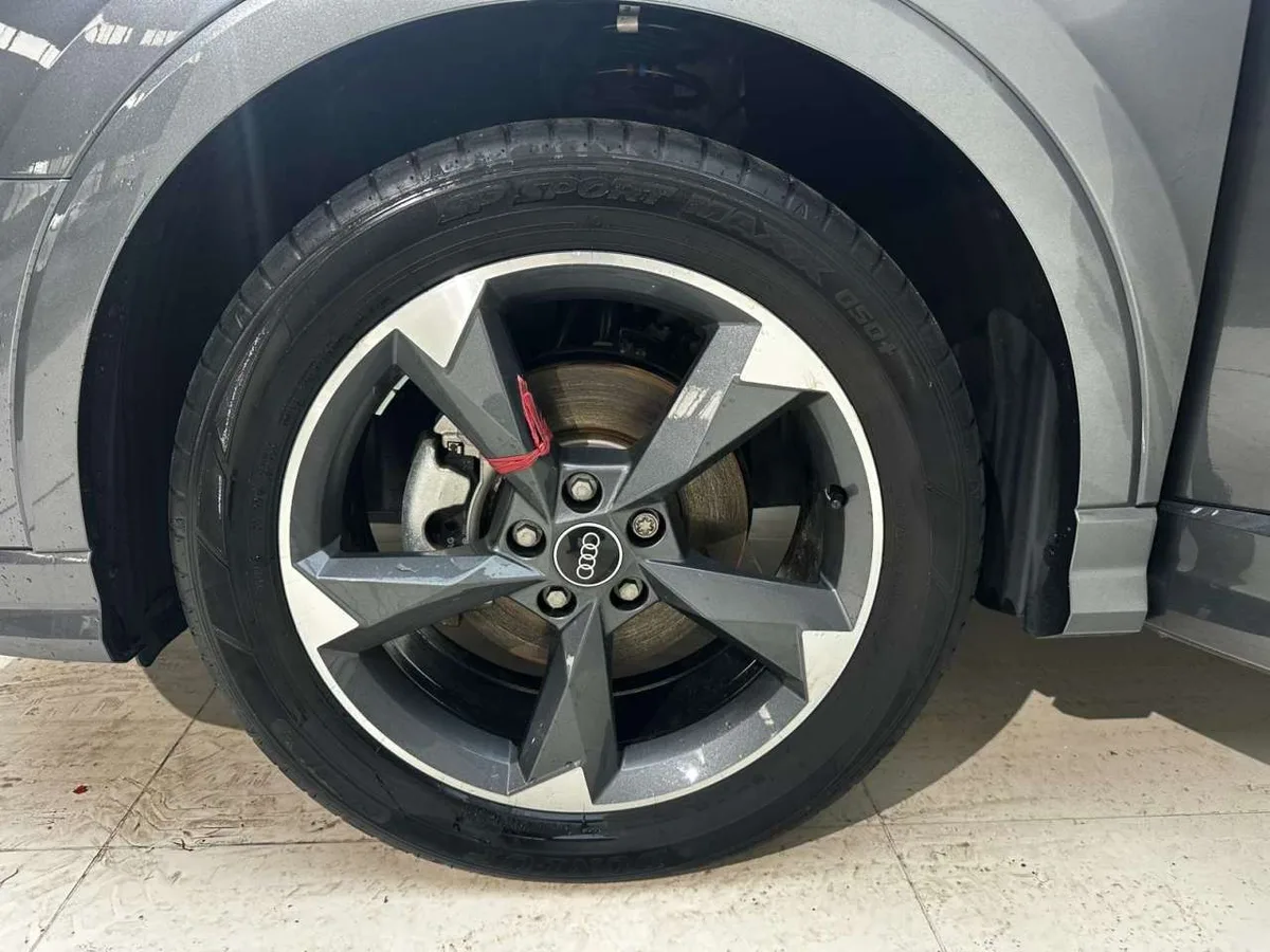 Audi Q3 2022 года, снимок 25