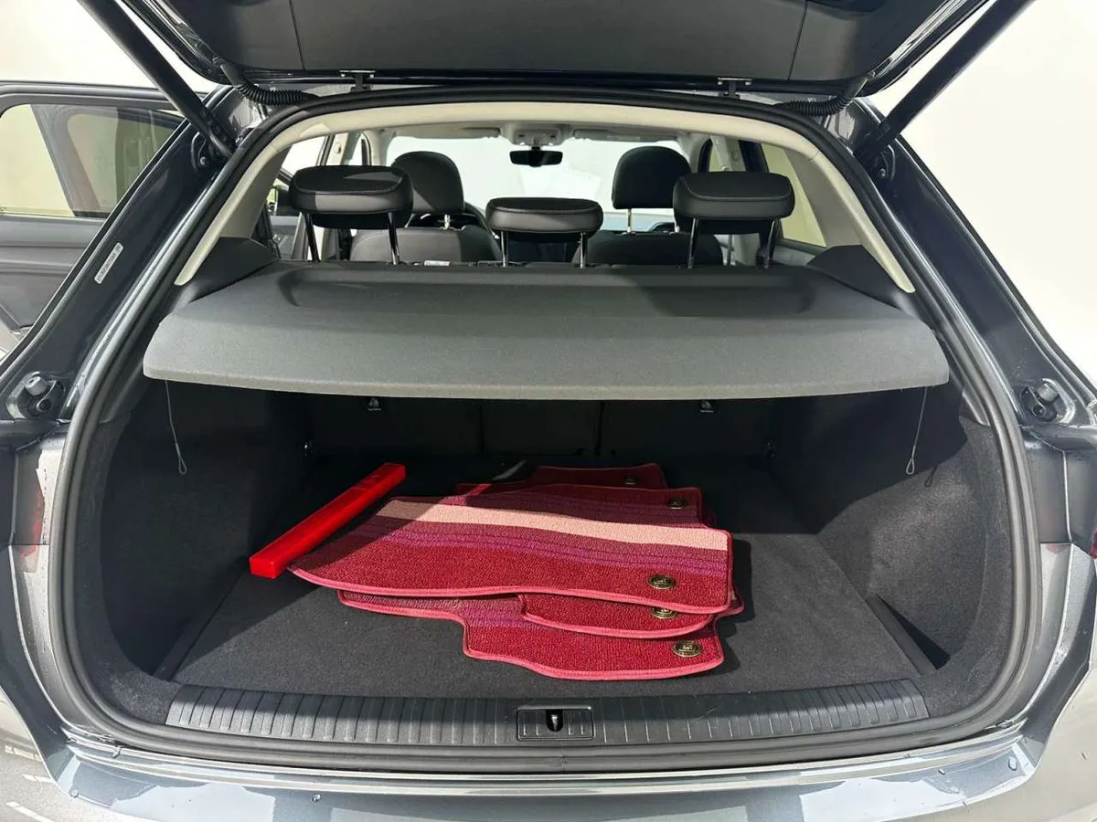 Audi Q3 2022 года, снимок 30