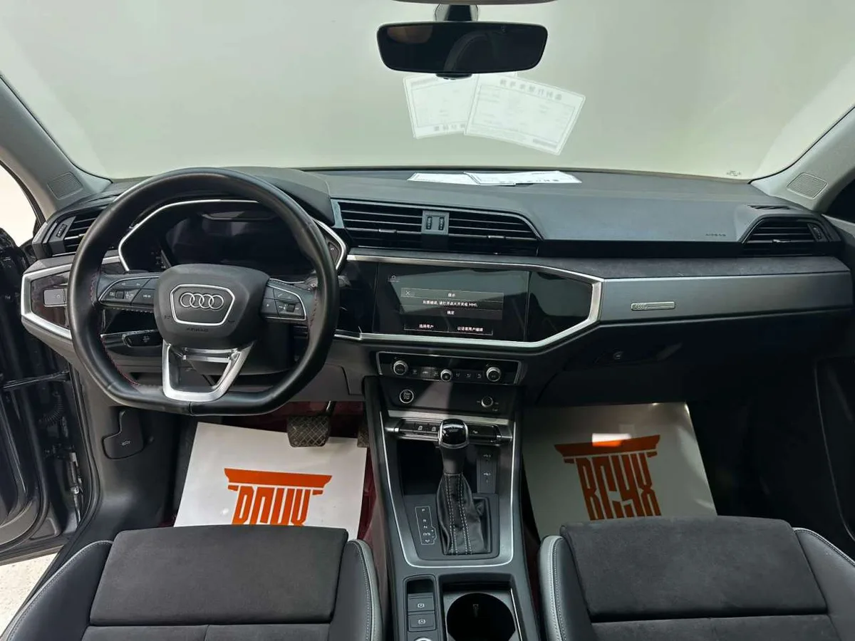 Audi Q3 2022 года, снимок 32